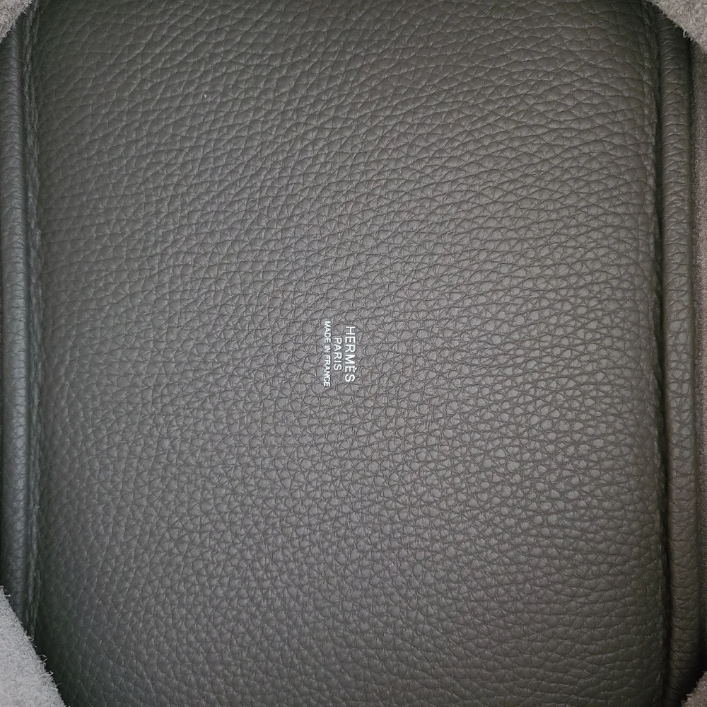 Hermes elegant tote